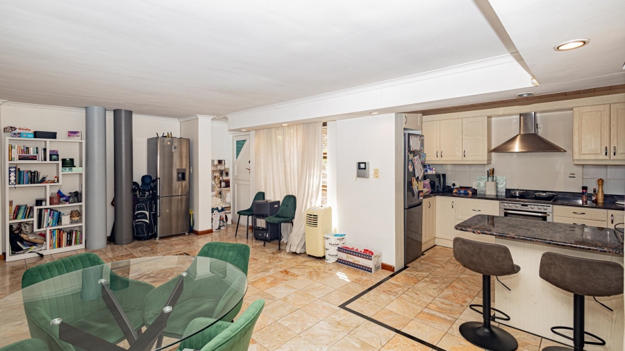3 Bedroom Property for Sale in Plattekloof Western Cape